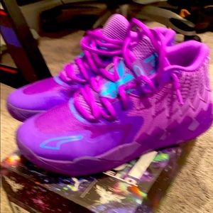 lamelo ball queen city size 9.5